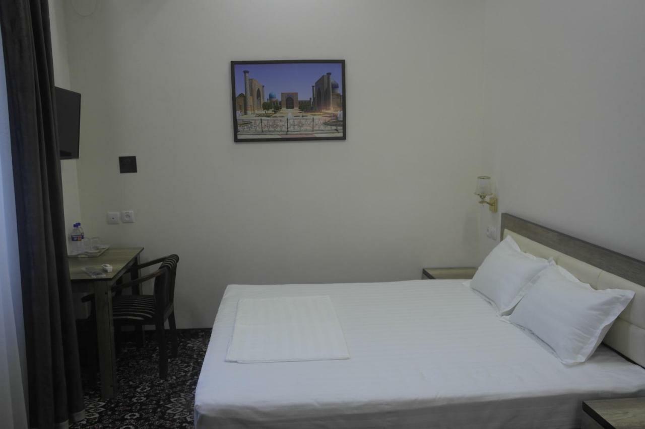Orient Star Hotel Tashkent Ngoại thất bức ảnh